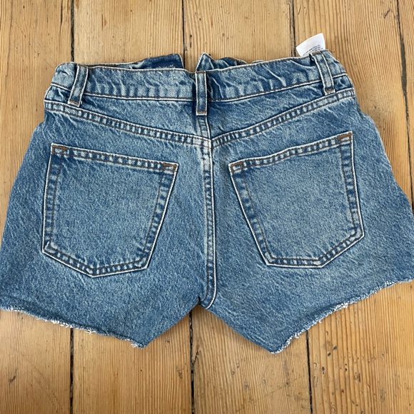 Reformation Charlie High Rise Jean Short in Colorado - Picture 2 of 7